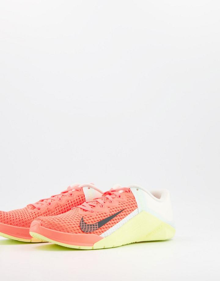 Nike Training Metcon 6 Sneakers In Orange