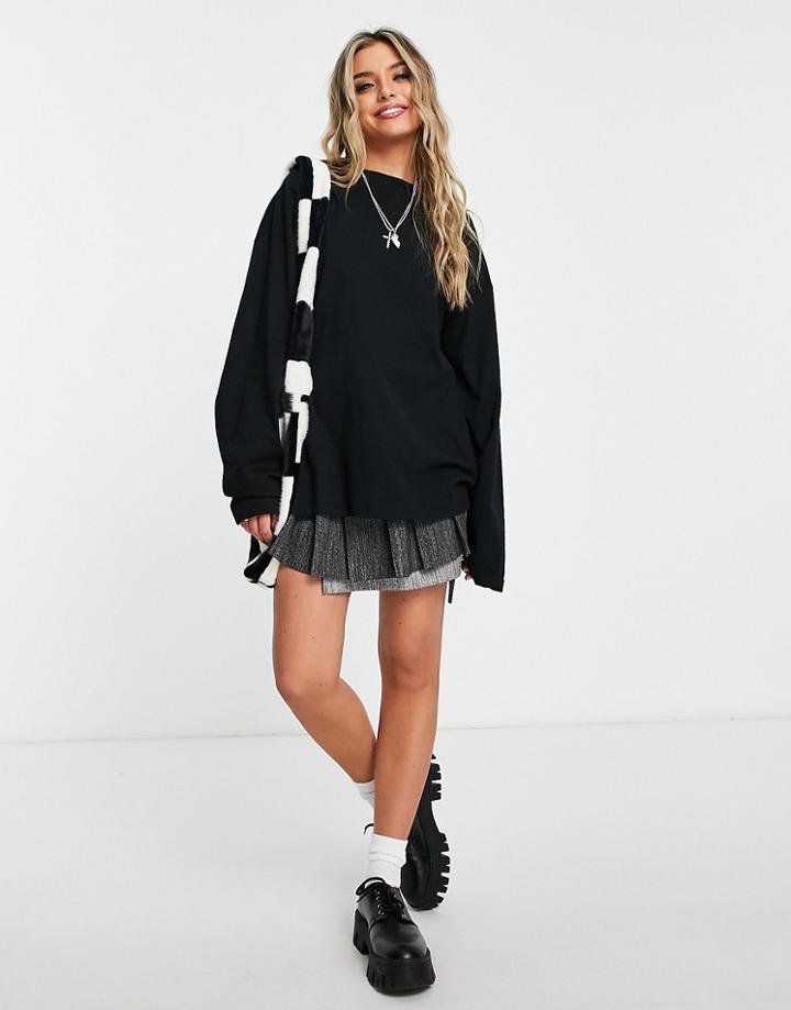 Topshop Long Sleeve Skater Tee In Black