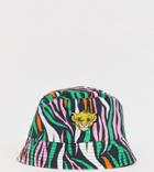 Disney The Lion King X Asos Design Bucket Hat With Simba Embroidery - Green