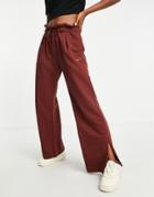 Nike Everyday Modern Fleece Pants In Burgundy Red