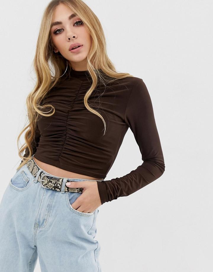 Prettylittlething Chocolate Long Sleeve Ruched Front Crop Top - Brown