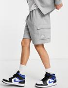 Nike Club Cargo Short In Gray