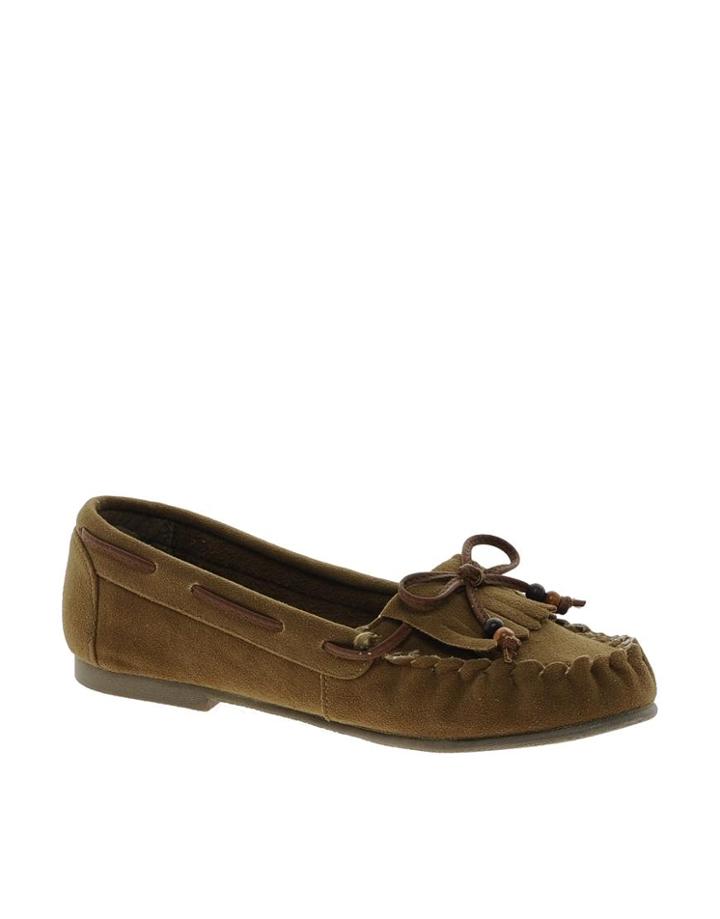 Steve Madden Trailz Tan Flat Shoe