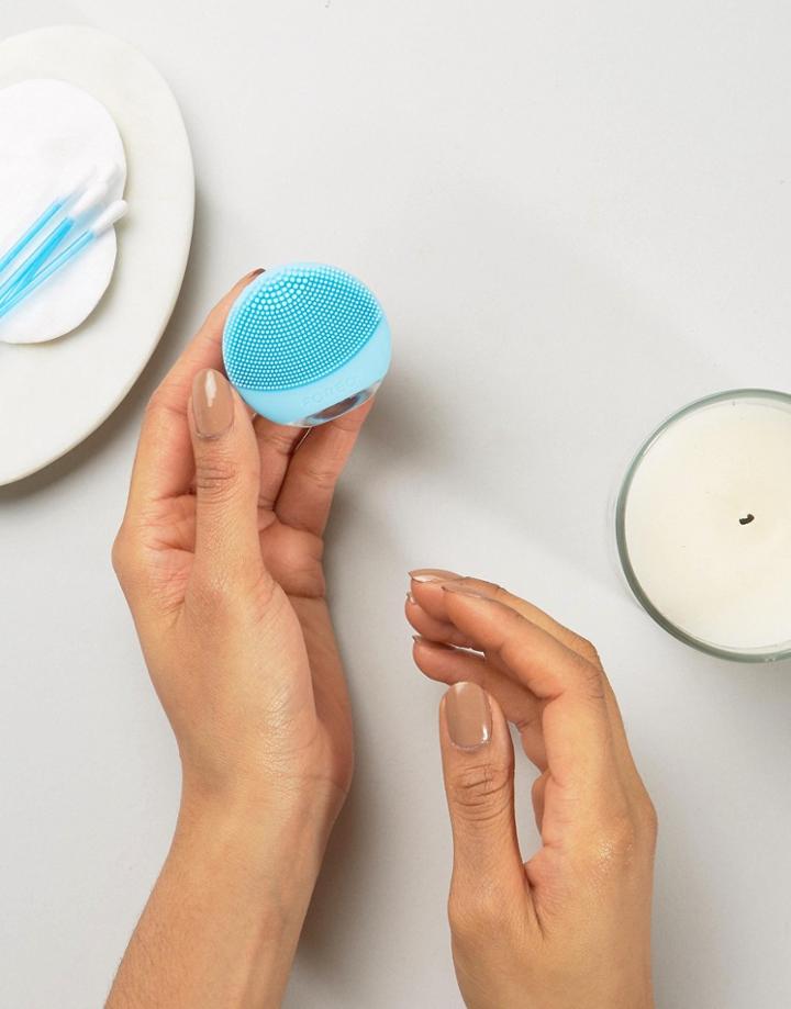 Foreo Luna Go Sonic Cleansing Brush - Combination Skin - Blue