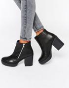 London Rebel Chunky Heeled Chelsea Boots With Zip Detail - Black
