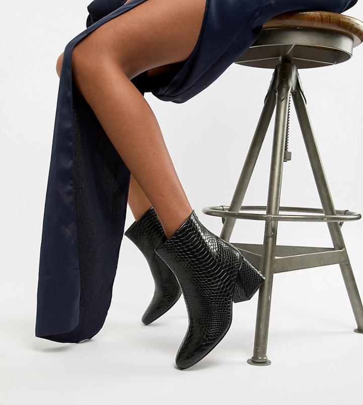 Boohoo Flared Heel Ankle Boot In Black Croc - Black