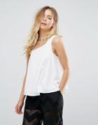 Lavand Top With Shoulder Detail - White