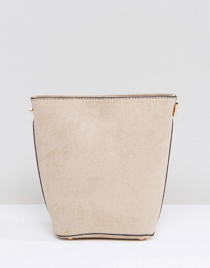 New Look Chain Suedette Bucket Bag - Beige