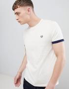 Fred Perry Tipped Cuff T-shirt In Off White - White