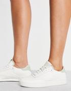Reebok Club C Clean Sneakers In Off White