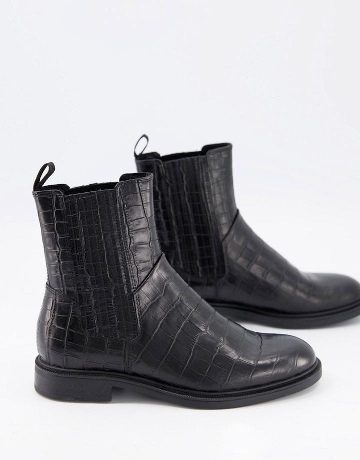 Vagabond Amina Chelsea Boots In Black Croc Leather