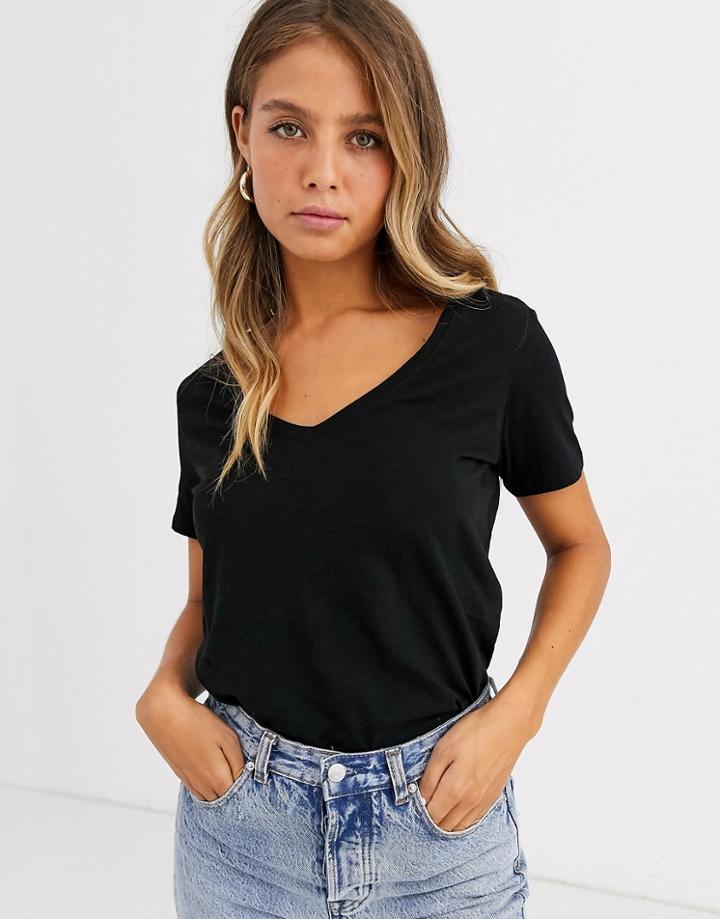 New Look Organic V Neck Tee In Black