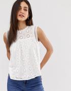Warehouse Broderie Shell Top In White - White