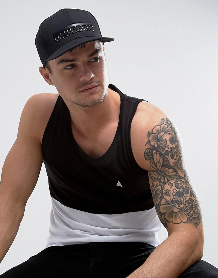 Asos Snapback Cap In Black With Rubberised Uniform Logo - Black