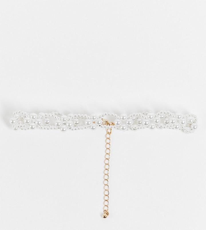 Reclaimed Vintage Inspired 90s Faux Pearl Necklace-white