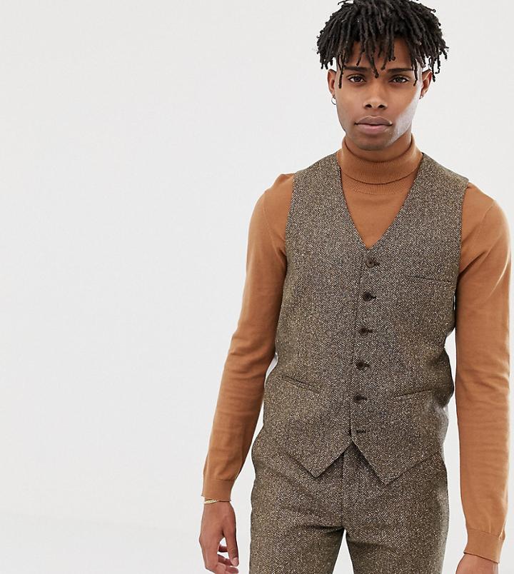 Heart & Dagger Slim Vest In Camel Wool - Brown