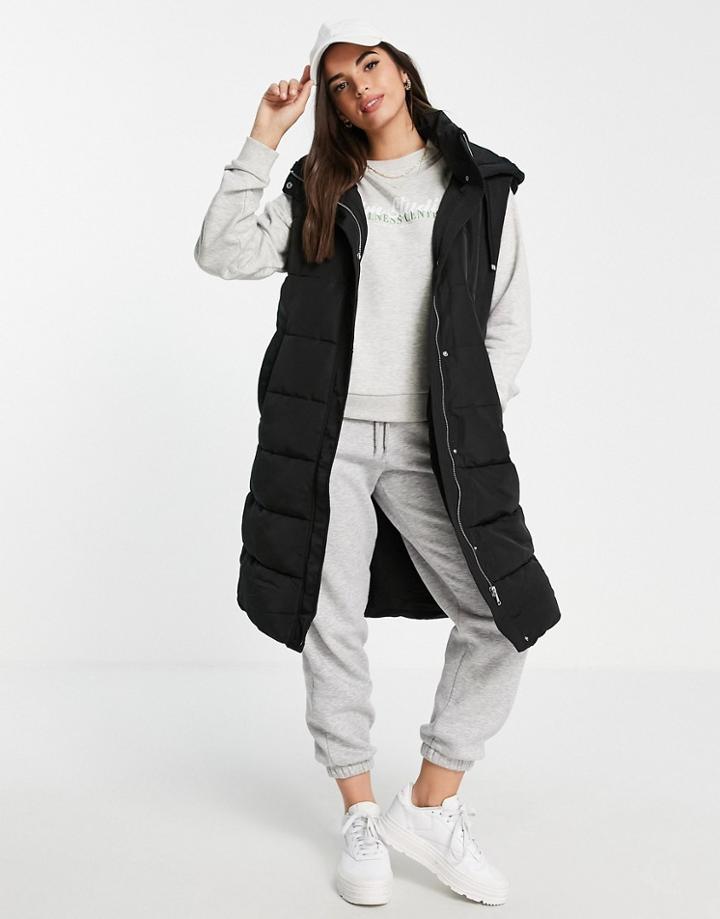 Stradivarius Longline Padded Vest In Black