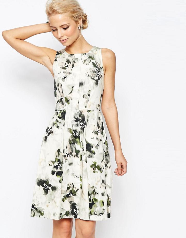 Closet Button Detail Skater Dress In Smudged Floral - Cream