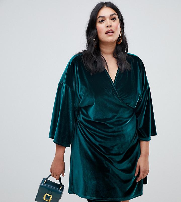 Boohoo Plus Velvet Kimono Sleeve Mini Dress In Green - Green