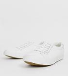 New Look Wide Fit Scallop Detail Sneaker In White - White