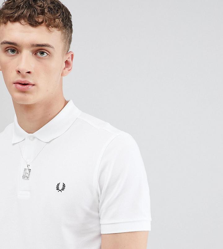 Fred Perry Logo Polo In White - White