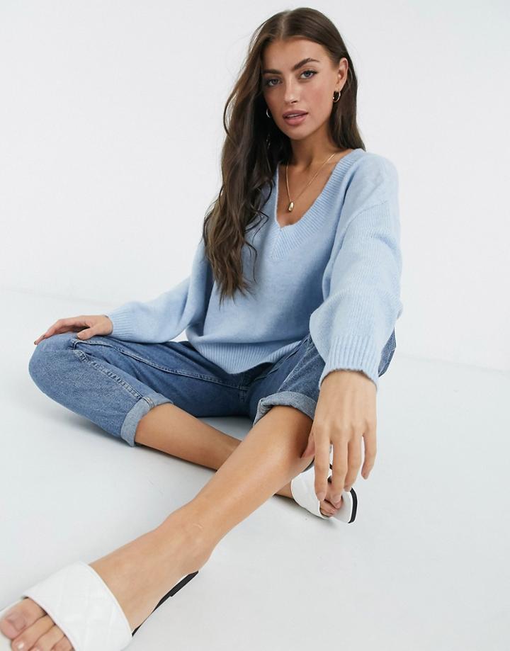 M Lounge Relaxed V-neck Sweater-blue