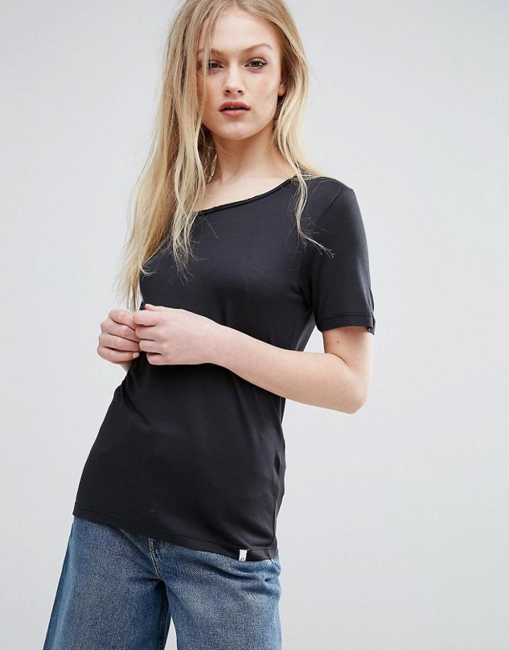 Adpt Blitz Round Neck T-shirt - Black