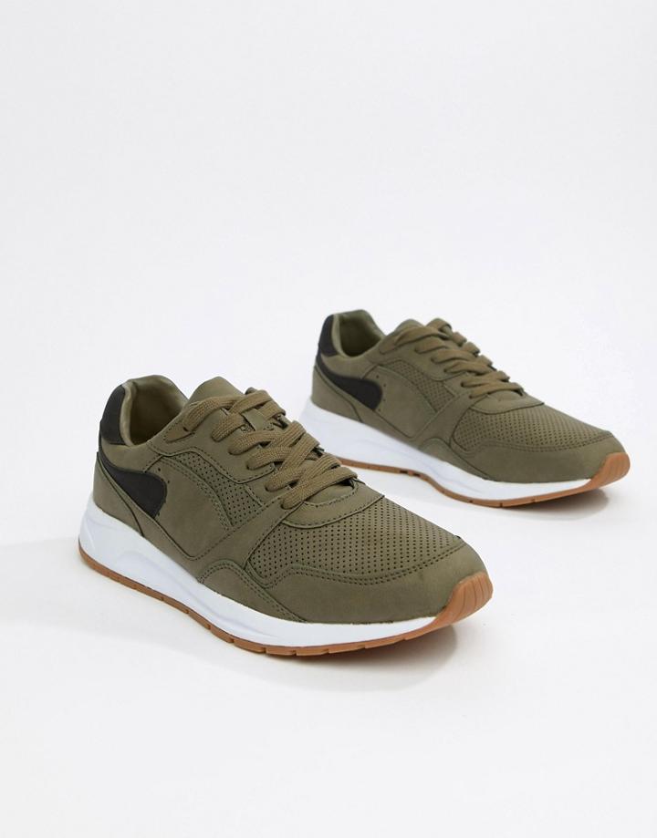 Pull & Bear Sneaker In Khaki With Black Detailing - Green
