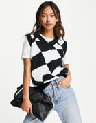 Gianni Feraud V-neck Knit Printed Sweater Vest In Black And White-multi