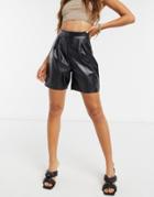 Naanaa Pu Bermuda Shorts In Black