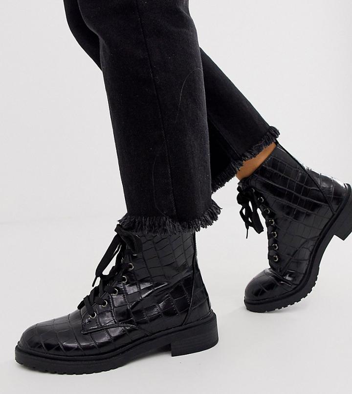 New Look Wide Fit Lace Up Flat Hiker Boot In Black