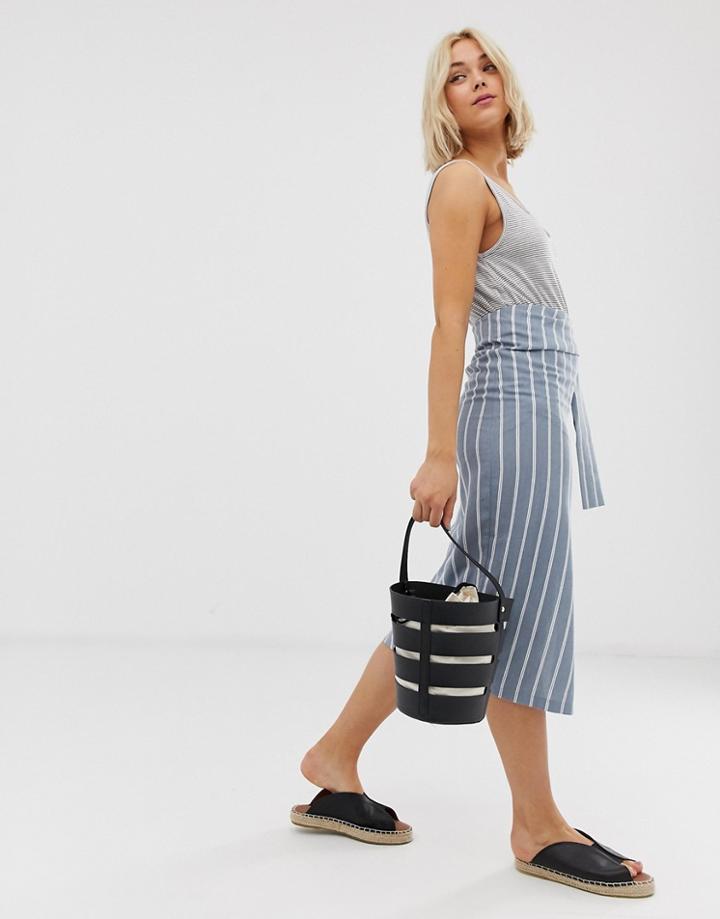 Qed London Tie Detail Midi Skirt In Chambray Stripe - Multi