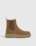 Pull & Bear Chunky Chelsea Boots In Brown