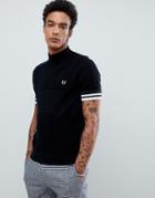 Fred Perry Half Zip Polo In Black - Black