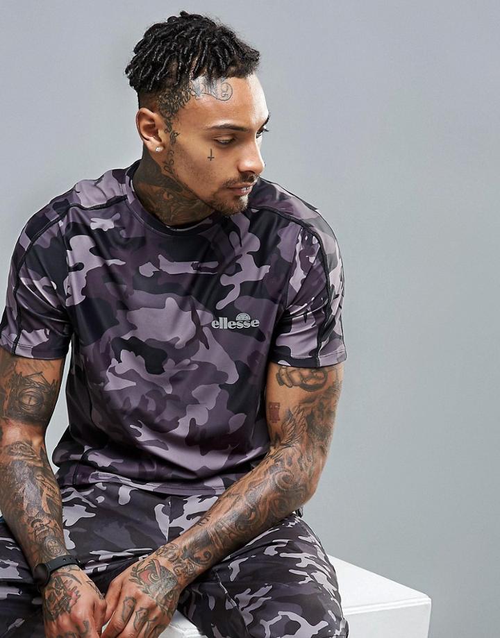 Ellesse T-shirt With Small Logo In All Over Camo Print - Black