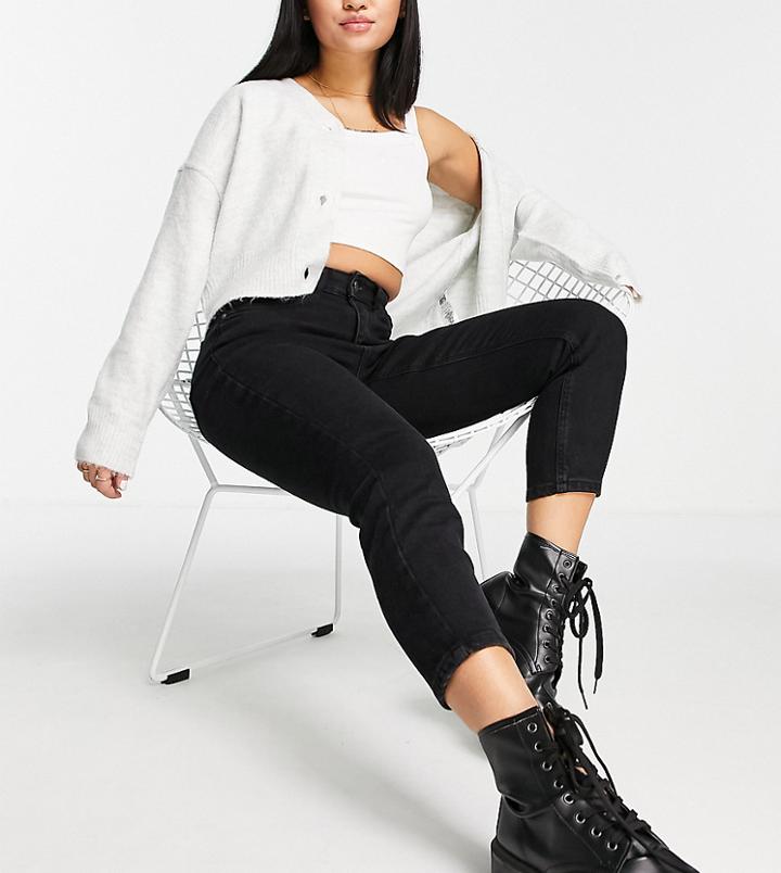 Noisy May Petite Mom Jeans In Black