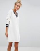 Willow And Paige V-neck Cricket Sweater Swing Dress - White