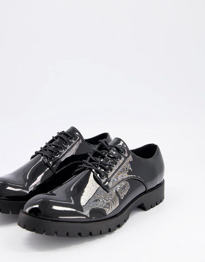 Truffle Collection Minimal Lace Up Shoe In Black
