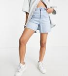 Asos Design Petite Cotton Blend Denim Relaxed Bermuda Short In Lightwash - Lblue