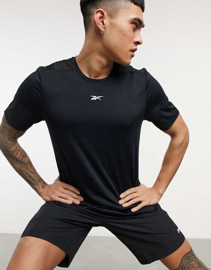 Reebok Training Activchill Tech T-shirt In Black