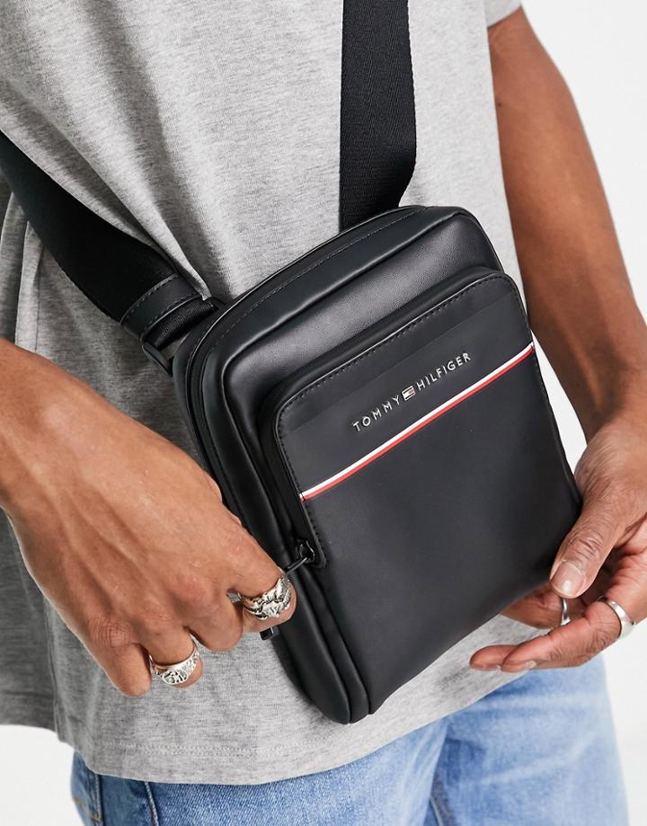 Tommy Hilfiger Commuter Mini Reporter Cross Body Bag In Navy-black