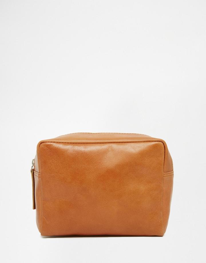 Asos Leather Toiletry Bag In Vintage Tan - Tan