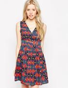 Iska Dress In Geo-tribal Diamond Print - Navy