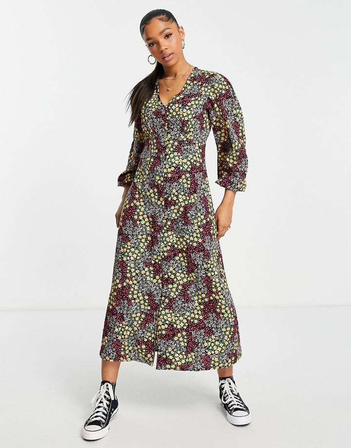 New Look V-neck Button Through Midi Dress In Green Ditsy Floral