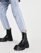 Pull & Bear Chunky Chelsea Boots With Pull On Tab In Black