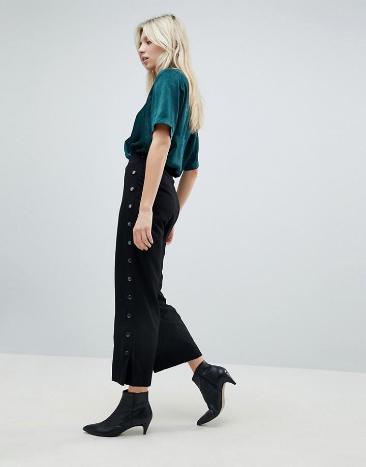 Minimum Stud Side Cropped Pants - Black