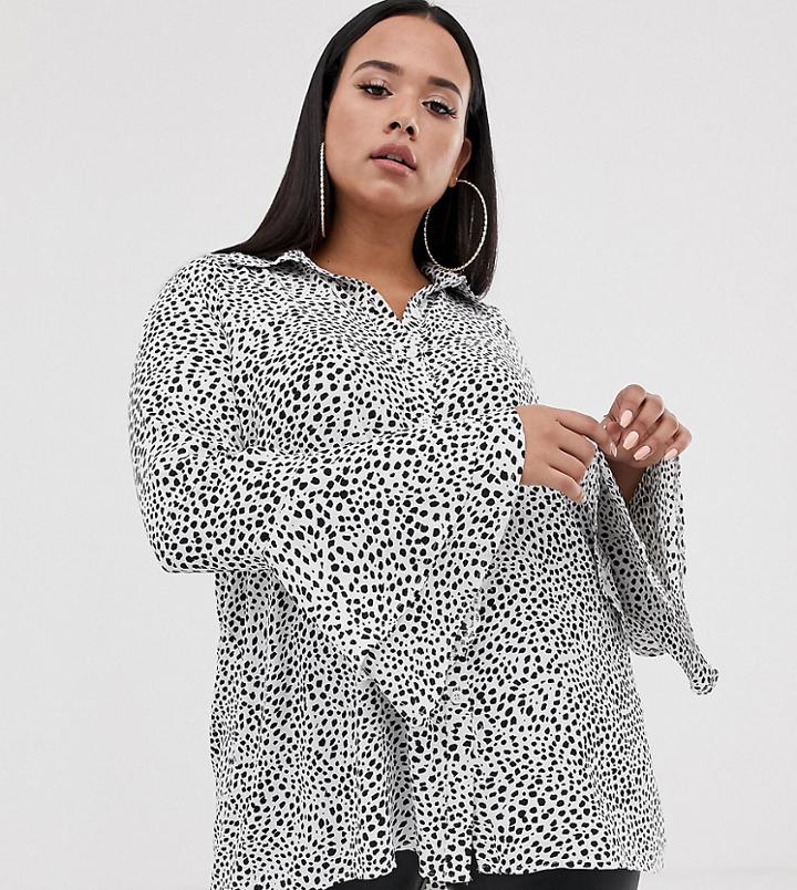 Club L Plus Printed Wrap Top With Ruffle Sleeve Detail - Cream