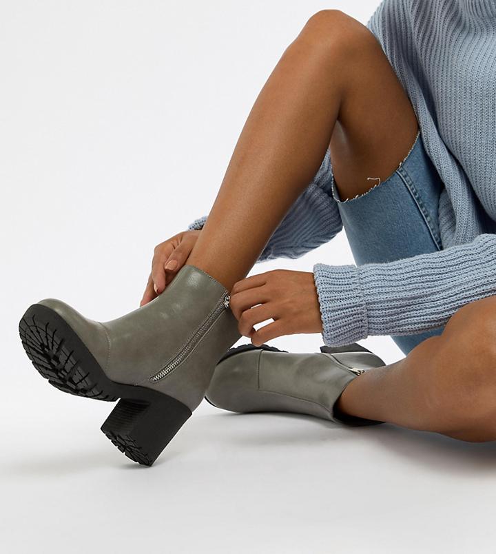 Matt & Nat Chunky Platform Boots - Gray