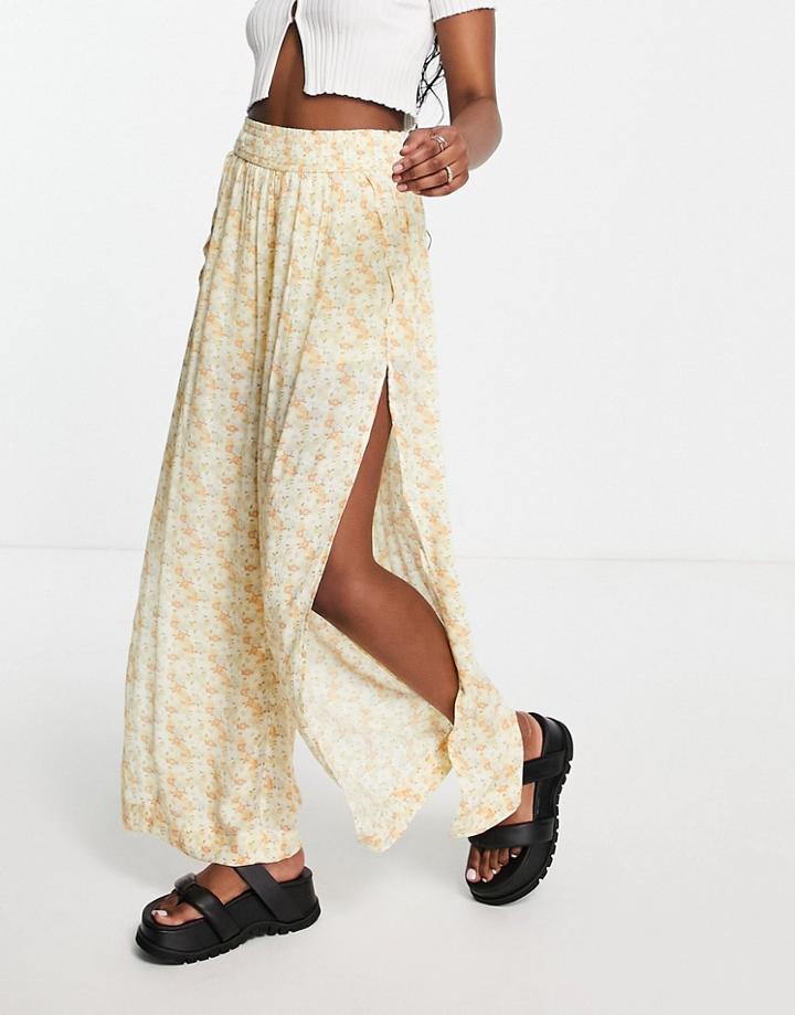 Hollister Front Slit Wide Leg Pants In Yellow Ditsy