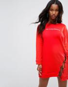 Prettylittlething Lace- Up Slogan Sweatshirt - Red